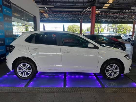VOLKSWAGEN POLO 1.0 MPI MANUAL